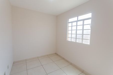 Quarto 2 de apartamento para alugar com 2 quartos, 45m² em Santa Cruz, Belo Horizonte