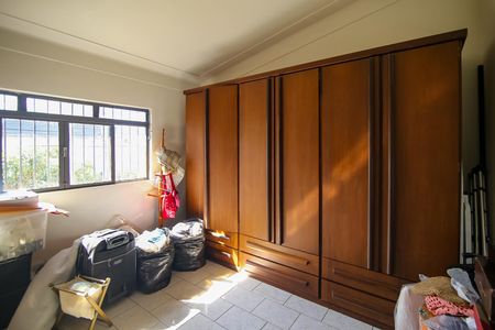 Casa para alugar com 250m², 5 quartos e 4 vagas Casa para alugar com 250m², 5 quartos e 4 vagasQuarto 3