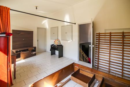 Casa para alugar com 250m², 5 quartos e 4 vagas Casa para alugar com 250m², 5 quartos e 4 vagasQuarto 2