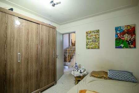 Casa para alugar com 250m², 5 quartos e 4 vagas Casa para alugar com 250m², 5 quartos e 4 vagasQuarto 5