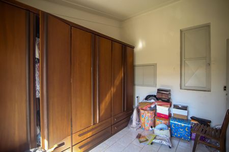 Casa para alugar com 250m², 5 quartos e 4 vagas Casa para alugar com 250m², 5 quartos e 4 vagasQuarto 3