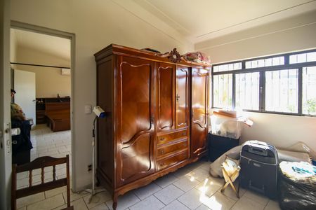 Casa para alugar com 250m², 5 quartos e 4 vagas Casa para alugar com 250m², 5 quartos e 4 vagasQuarto 3