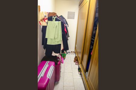 Casa para alugar com 250m², 5 quartos e 4 vagas Casa para alugar com 250m², 5 quartos e 4 vagasCloset