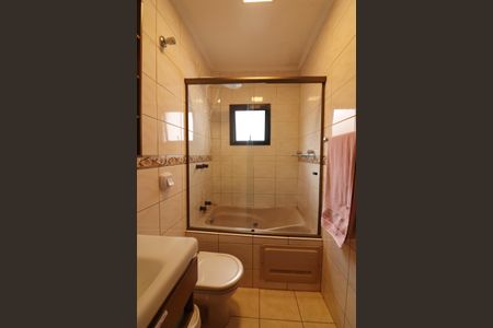 Quarto 1 - Suíte Banheiro  de casa à venda com 3 quartos, 222m² em Alves Dias, São Bernardo do Campo