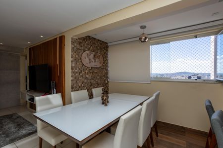 Apartamento à venda com 74m², 3 quartos e 2 vagas Apartamento à venda com 74m², 3 quartos e 2 vagasSala