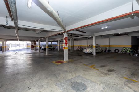 Apartamento à venda com 74m², 3 quartos e 2 vagas Apartamento à venda com 74m², 3 quartos e 2 vagasGaragem