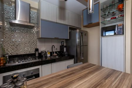 Apartamento à venda com 74m², 3 quartos e 2 vagas Apartamento à venda com 74m², 3 quartos e 2 vagasCozinha