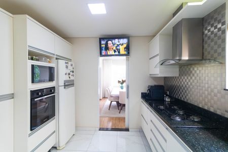 Casa à venda com 310m², 4 quartos e 3 vagasCozinha