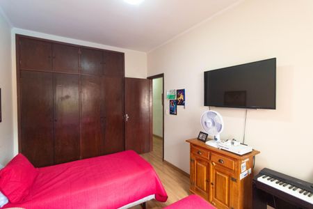 Casa à venda com 310m², 4 quartos e 3 vagasQuarto 02