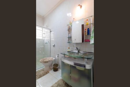 Casa à venda com 310m², 4 quartos e 3 vagasBanheiro 