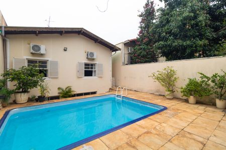 Casa à venda com 310m², 4 quartos e 3 vagasPiscina