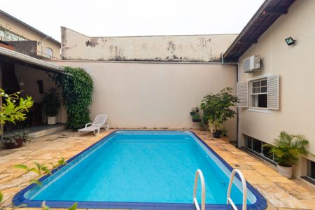 Casa à venda com 310m², 4 quartos e 3 vagasPiscina