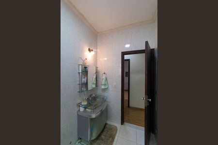 Casa à venda com 310m², 4 quartos e 3 vagasBanheiro 