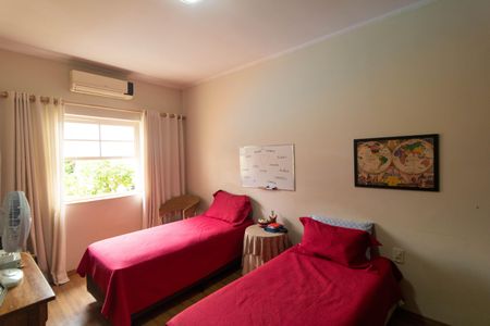 Casa à venda com 310m², 4 quartos e 3 vagasQuarto 02