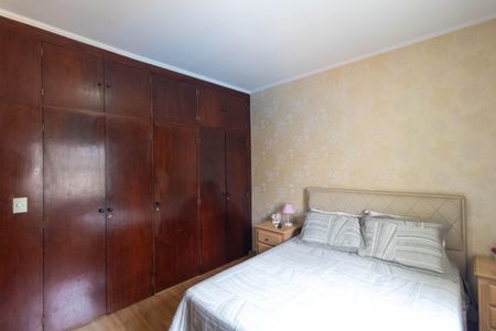 Casa à venda com 310m², 4 quartos e 3 vagasSuíte 01