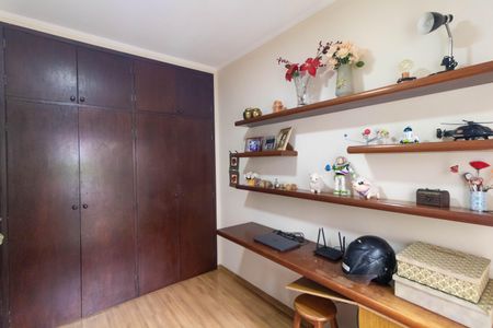 Casa à venda com 310m², 4 quartos e 3 vagasQuarto 01