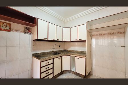 Casa à venda com 136m², 4 quartos e 3 vagasCozinha