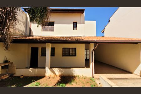 Casa à venda com 136m², 4 quartos e 3 vagasJardim