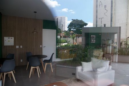 Apartamento à venda com 45m², 2 quartos e 1 vagaHall