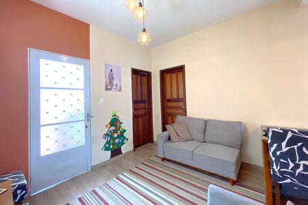 Sala de casa à venda com 2 quartos, 129m² em Concórdia, Belo Horizonte