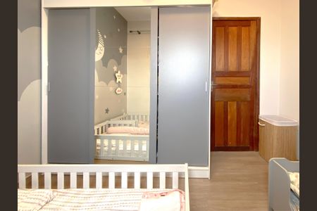 Casa à venda com 129m², 2 quartos e 4 vagasQuarto 2