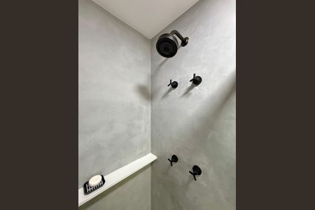 Apartamento para alugar com 37m², 2 quartos e sem vaga Apartamento para alugar com 37m², 2 quartos e sem vagaBanheiro