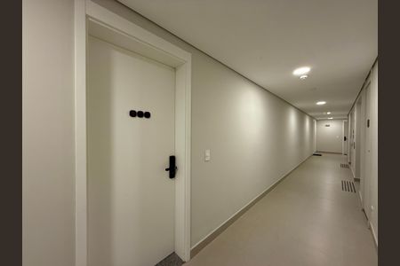 Apartamento para alugar com 37m², 2 quartos e sem vaga Apartamento para alugar com 37m², 2 quartos e sem vagaHall Apartamento