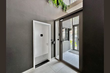 Apartamento para alugar com 37m², 2 quartos e sem vaga Apartamento para alugar com 37m², 2 quartos e sem vagaEntrada