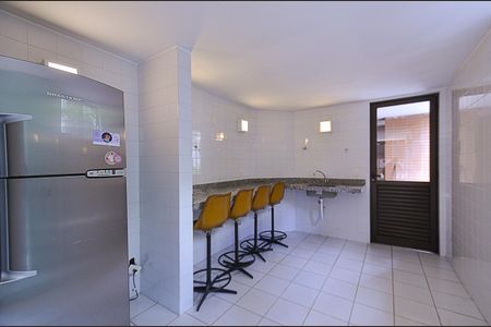 Apartamento para alugar com 190m², 3 quartos e 2 vagas Apartamento para alugar com 190m², 3 quartos e 2 vagasÁrea Comum