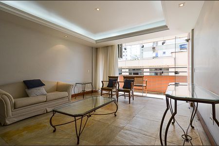 Apartamento para alugar com 190m², 3 quartos e 2 vagas Apartamento para alugar com 190m², 3 quartos e 2 vagasSala de Estar