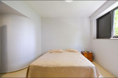 Apartamento para alugar com 190m², 3 quartos e 2 vagas Apartamento para alugar com 190m², 3 quartos e 2 vagasSuíte
