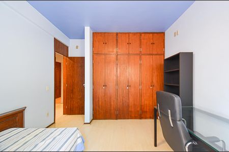 Apartamento para alugar com 190m², 3 quartos e 2 vagas Apartamento para alugar com 190m², 3 quartos e 2 vagasQuarto 3