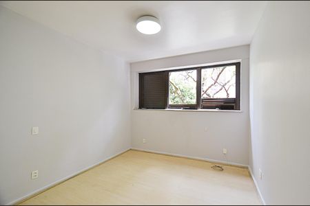 Apartamento para alugar com 190m², 3 quartos e 2 vagas Apartamento para alugar com 190m², 3 quartos e 2 vagasQuarto 1