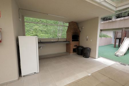Apartamento para alugar com 52m², 2 quartos e 1 vaga Apartamento para alugar com 52m², 2 quartos e 1 vagaÁrea comum - Churrasqueira