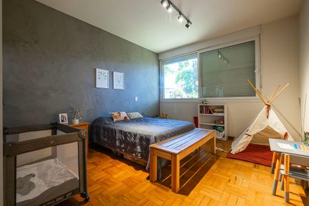 Casa à venda com 420m², 4 quartos e 5 vagasSuíte 2