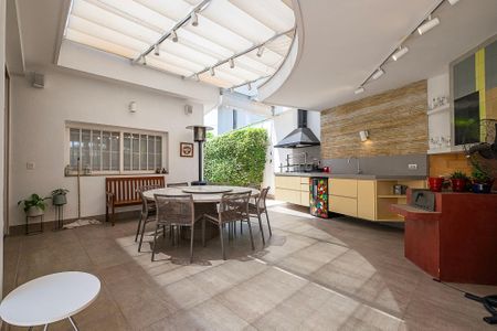 Casa à venda com 420m², 4 quartos e 5 vagasEspaço Gourmet