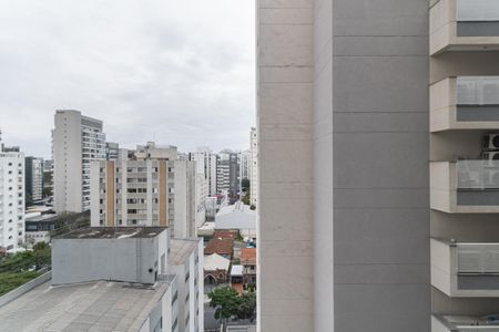 Apartamento à venda com 70m², 2 quartos e 1 vaga Apartamento à venda com 70m², 2 quartos e 1 vagaVaranda