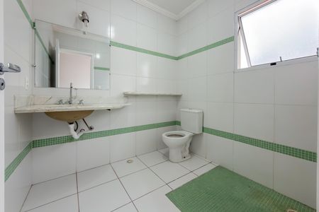 Casa para alugar com 150m², 3 quartos e 2 vagasBanheiro da Suíte