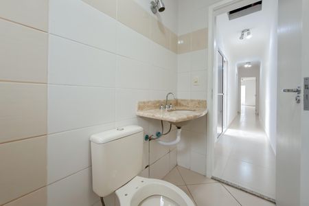 Casa para alugar com 150m², 3 quartos e 2 vagasBanheiro Social