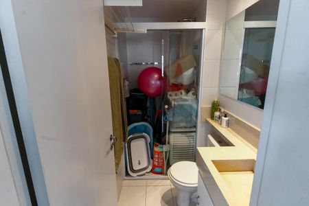 Apartamento à venda com 67m², 2 quartos e 1 vaga Apartamento à venda com 67m², 2 quartos e 1 vagaBanheiro Corredor