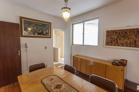 Apartamento à venda com 140m², 4 quartos e 2 vagasCopa