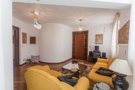 Apartamento à venda com 140m², 4 quartos e 2 vagasSala