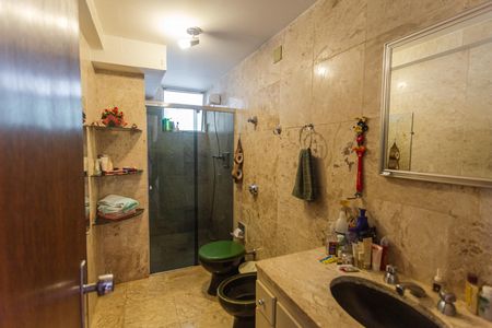 Apartamento à venda com 140m², 4 quartos e 2 vagasBanheiro Social