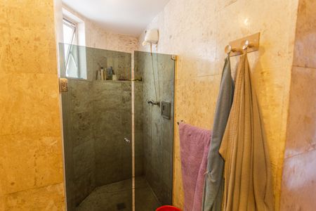 Apartamento à venda com 140m², 4 quartos e 2 vagasBanheiro da Suíte