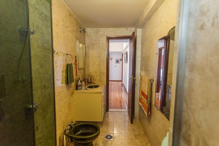 Apartamento à venda com 140m², 4 quartos e 2 vagasBanheiro Social