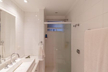 Apartamento à venda com 102m², 1 quarto e 2 vagas Apartamento à venda com 102m², 1 quarto e 2 vagasBanheiro