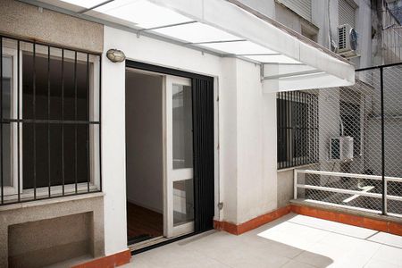 Apartamento à venda com 76m², 2 quartos e 1 vagaPátio