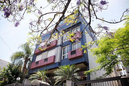 Apartamento à venda com 76m², 2 quartos e 1 vagaFachada