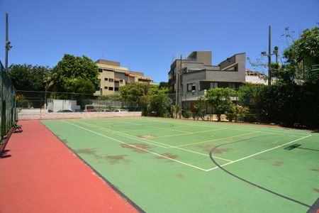 Casa de condomínio para alugar com 182m², 4 quartos e 3 vagasÁrea Comum - Quadra Esportiva