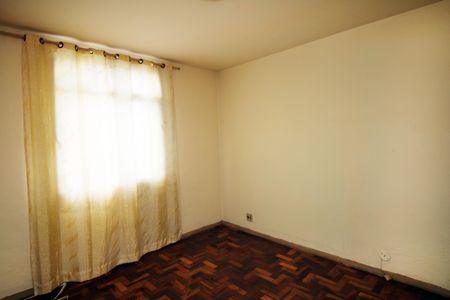 Sala de apartamento para alugar com 2 quartos, 50m² em Olaria, Rio de Janeiro